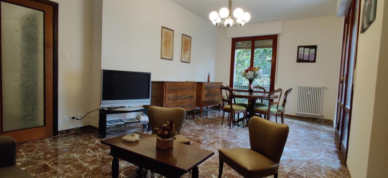 House Of Anna - Full Comfort - Fino A 6 Ospiti Bologna Buitenkant foto